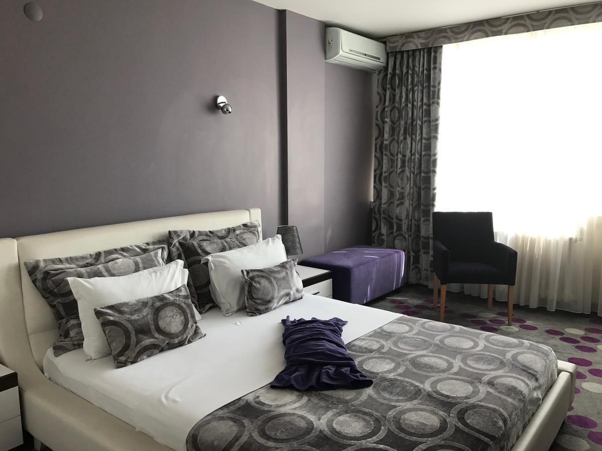 Hande Hotel Mustafakemalpaşa エクステリア 写真