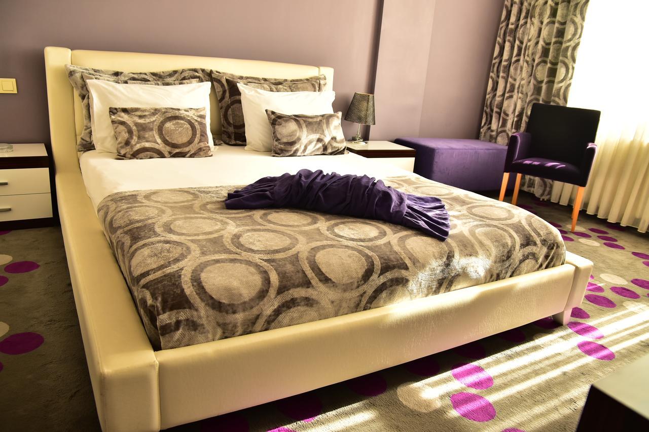Hande Hotel Mustafakemalpaşa エクステリア 写真
