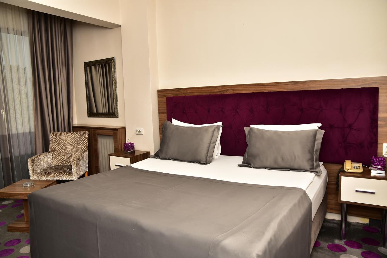 Hande Hotel Mustafakemalpaşa エクステリア 写真